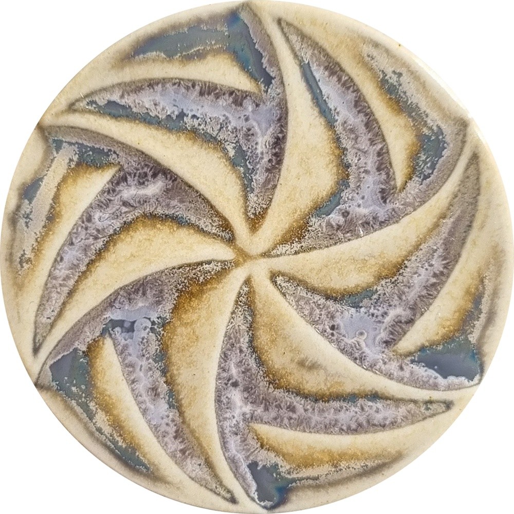 SE148 chrysanthos Stoneware Exotic Locust